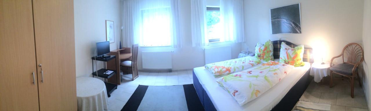 שונאו Icc Pfaelzer Hof - Hotel & Seminarhaus מראה חיצוני תמונה
